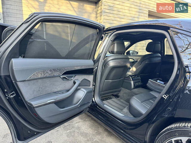 Черный Ауди А8, объемом двигателя 3 л и пробегом 56 тыс. км за 66900 $, фото 30 на Automoto.ua