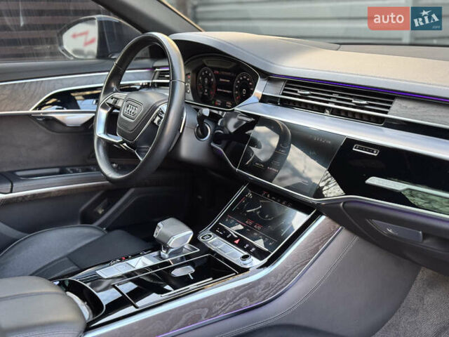 Черный Ауди А8, объемом двигателя 3 л и пробегом 56 тыс. км за 66900 $, фото 24 на Automoto.ua