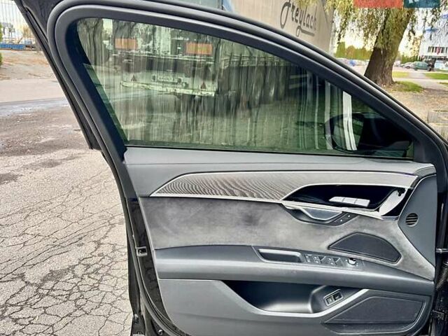 Черный Ауди А8, объемом двигателя 2.97 л и пробегом 62 тыс. км за 82999 $, фото 15 на Automoto.ua