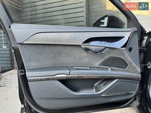 Черный Ауди А8, объемом двигателя 3 л и пробегом 56 тыс. км за 66900 $, фото 31 на Automoto.ua