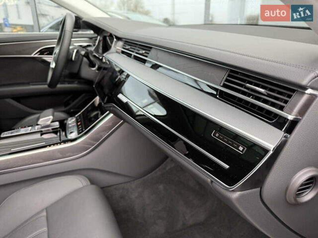 Черный Ауди А8, объемом двигателя 3 л и пробегом 13 тыс. км за 86500 $, фото 52 на Automoto.ua