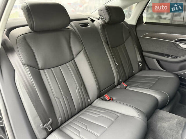 Черный Ауди А8, объемом двигателя 3 л и пробегом 13 тыс. км за 86500 $, фото 49 на Automoto.ua