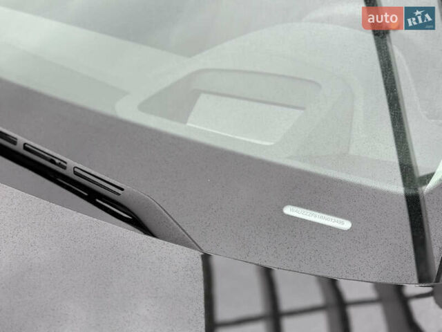 Черный Ауди А8, объемом двигателя 3 л и пробегом 13 тыс. км за 86500 $, фото 16 на Automoto.ua