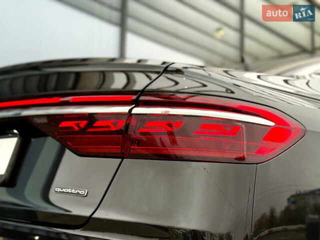 Черный Ауди А8, объемом двигателя 3 л и пробегом 13 тыс. км за 86500 $, фото 6 на Automoto.ua