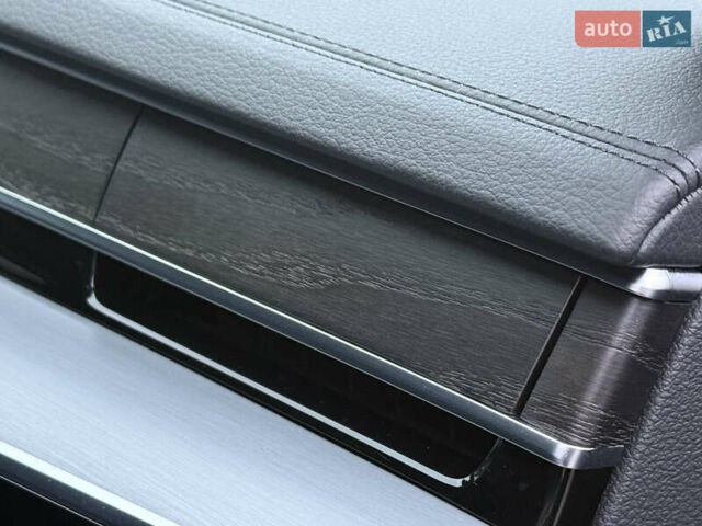 Черный Ауди А8, объемом двигателя 3 л и пробегом 5 тыс. км за 84999 $, фото 66 на Automoto.ua