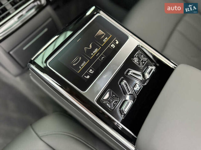 Черный Ауди А8, объемом двигателя 3 л и пробегом 13 тыс. км за 86500 $, фото 41 на Automoto.ua
