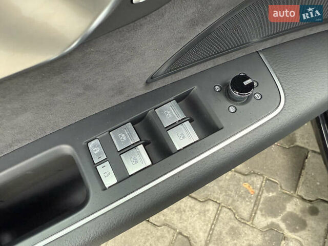Черный Ауди А8, объемом двигателя 3 л и пробегом 13 тыс. км за 86500 $, фото 22 на Automoto.ua