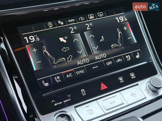 Черный Ауди А8, объемом двигателя 3 л и пробегом 5 тыс. км за 84999 $, фото 83 на Automoto.ua