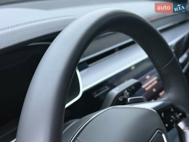 Черный Ауди А8, объемом двигателя 3 л и пробегом 5 тыс. км за 84999 $, фото 39 на Automoto.ua