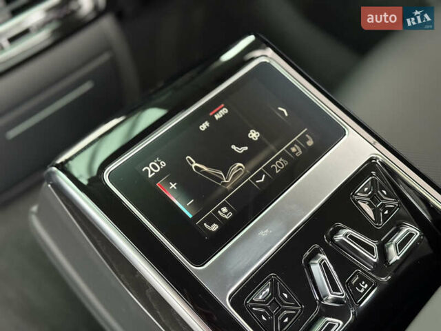 Черный Ауди А8, объемом двигателя 3 л и пробегом 13 тыс. км за 86500 $, фото 44 на Automoto.ua