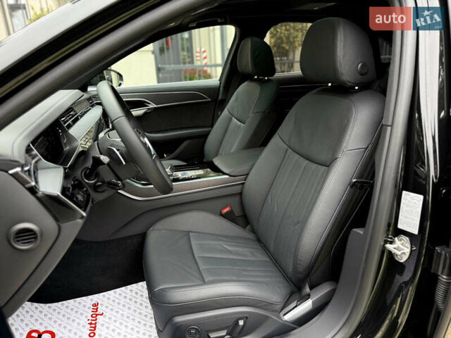 Чорний Ауді A8, об'ємом двигуна 3 л та пробігом 5 тис. км за 116627 $, фото 36 на Automoto.ua