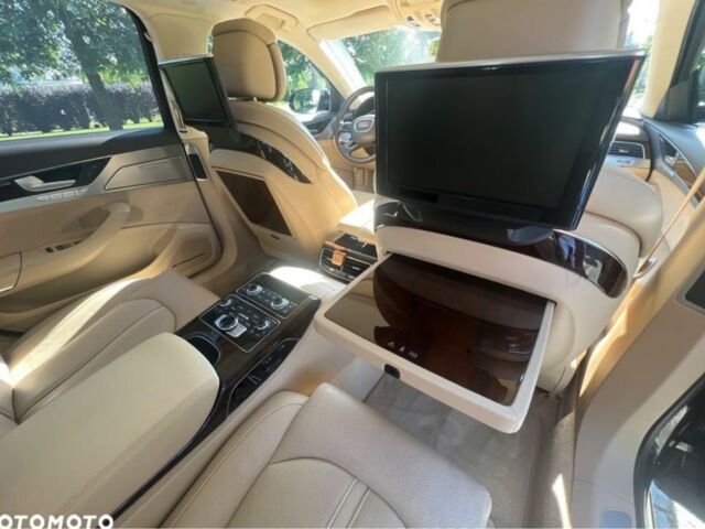 Чорний Ауді A8, об'ємом двигуна 0 л та пробігом 270 тис. км за 31600 $, фото 7 на Automoto.ua