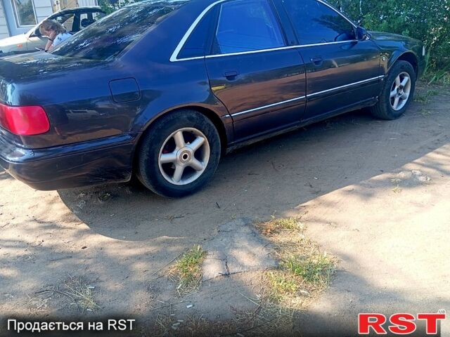 Фиолетовый Ауди А8, объемом двигателя 2.8 л и пробегом 0 тыс. км за 2750 $, фото 1 на Automoto.ua