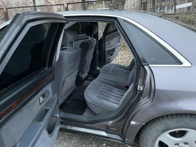 Коричневый Ауди А8, объемом двигателя 3.7 л и пробегом 489 тыс. км за 3700 $, фото 8 на Automoto.ua