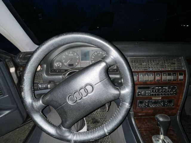 Коричневый Ауди А8, объемом двигателя 3.7 л и пробегом 489 тыс. км за 3700 $, фото 11 на Automoto.ua