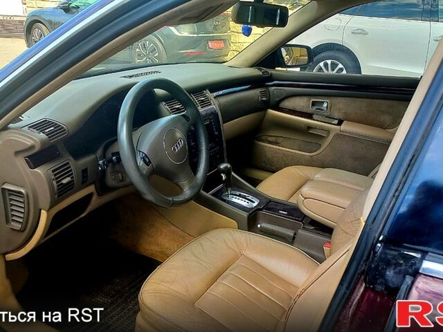 Коричневий Ауді A8, об'ємом двигуна 3.3 л та пробігом 246 тис. км за 6300 $, фото 4 на Automoto.ua