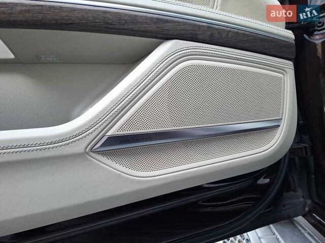 Коричневый Ауди А8, объемом двигателя 3 л и пробегом 59 тыс. км за 57900 $, фото 9 на Automoto.ua