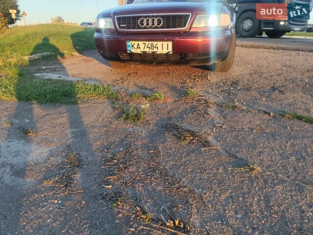 Червоний Ауді A8, об'ємом двигуна 4.17 л та пробігом 470 тис. км за 3900 $, фото 1 на Automoto.ua