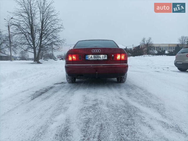 Красный Ауди А8, объемом двигателя 2.5 л и пробегом 334 тыс. км за 4999 $, фото 9 на Automoto.ua