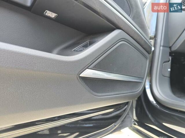 Ауди А8 2021 в Львове на Automoto.ua Красный Ауди А8, объемом двигателя 2.97 л и пробегом 116 тыс. км за 57000 $, фото 18 на Automoto.ua