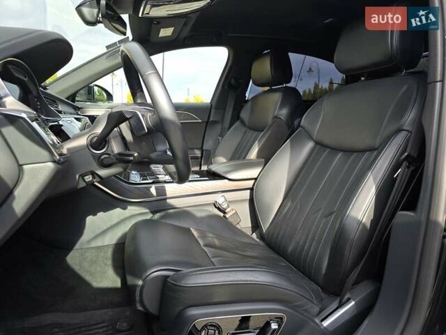 Ауди А8 2021 в Львове на Automoto.ua Красный Ауди А8, объемом двигателя 2.97 л и пробегом 116 тыс. км за 57000 $, фото 16 на Automoto.ua