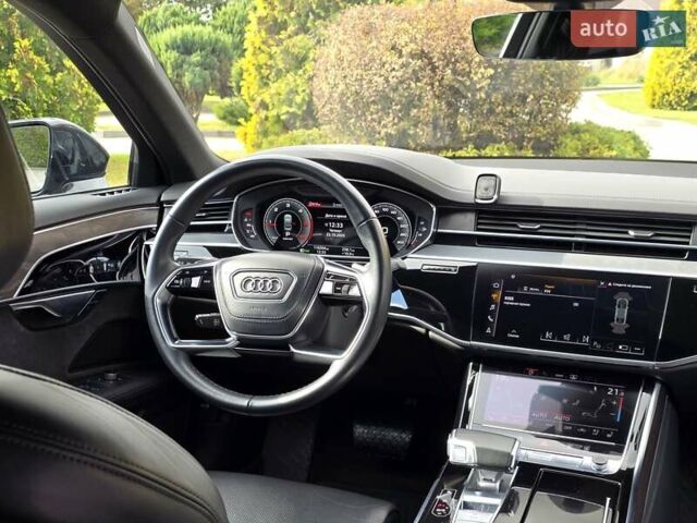 Ауди А8 2021 в Львове на Automoto.ua Красный Ауди А8, объемом двигателя 2.97 л и пробегом 116 тыс. км за 57000 $, фото 12 на Automoto.ua