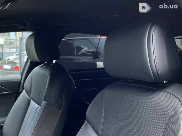 Ауди А8, объемом двигателя 3 л и пробегом 2 тыс. км за 131999 $, фото 26 на Automoto.ua