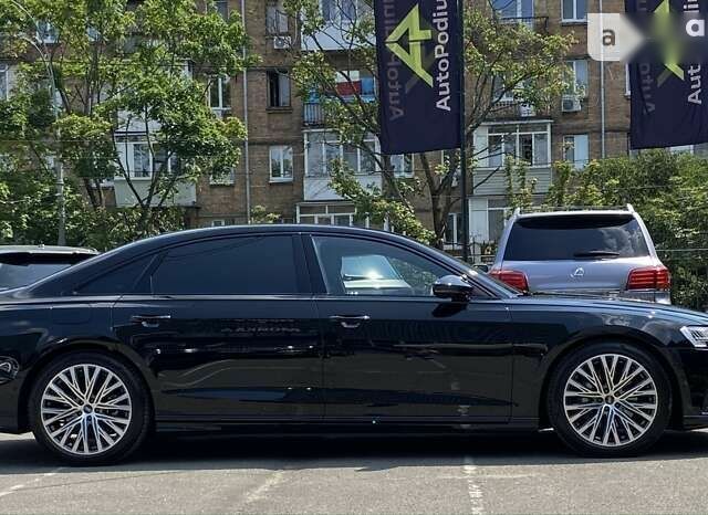 Ауди А8, объемом двигателя 3 л и пробегом 2 тыс. км за 131999 $, фото 18 на Automoto.ua