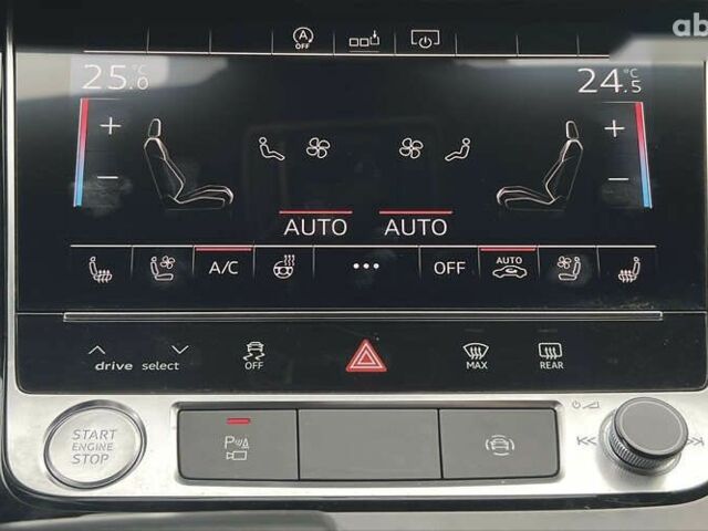 Ауди А8, объемом двигателя 3 л и пробегом 113 тыс. км за 55500 $, фото 16 на Automoto.ua