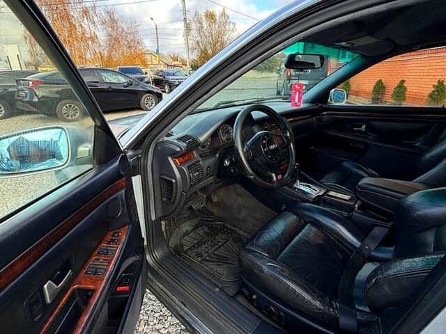 Ауди А8, объемом двигателя 4.2 л и пробегом 300 тыс. км за 4200 $, фото 9 на Automoto.ua