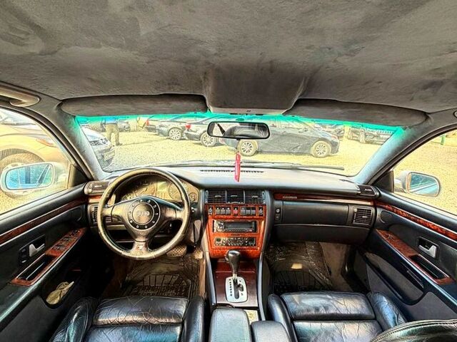 Ауди А8, объемом двигателя 4.2 л и пробегом 300 тыс. км за 4200 $, фото 7 на Automoto.ua