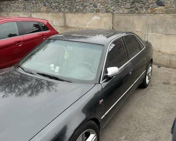 Ауди А8, объемом двигателя 4.2 л и пробегом 400 тыс. км за 5600 $, фото 2 на Automoto.ua