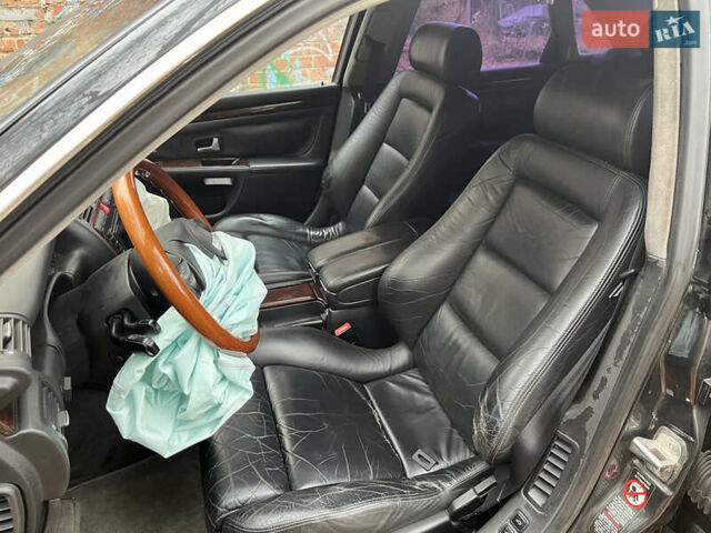 Ауди А8, объемом двигателя 0 л и пробегом 282 тыс. км за 2500 $, фото 3 на Automoto.ua