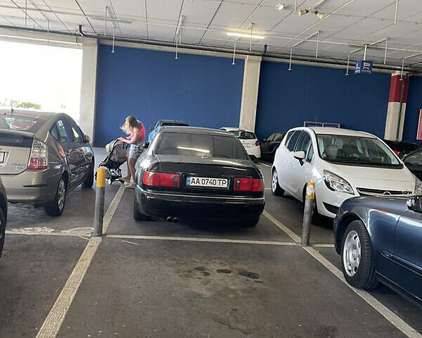 Ауді A8, об'ємом двигуна 4.2 л та пробігом 374 тис. км за 9000 $, фото 2 на Automoto.ua