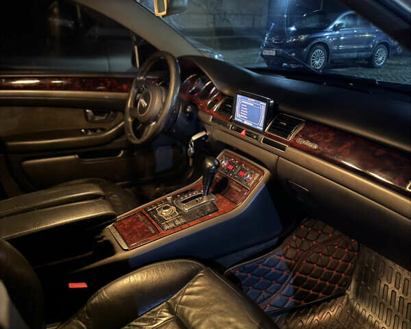 Ауди А8, объемом двигателя 3.7 л и пробегом 325 тыс. км за 7000 $, фото 3 на Automoto.ua