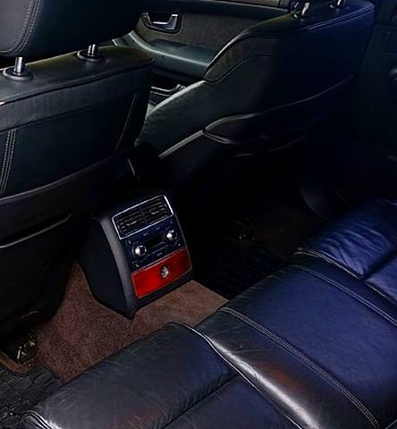 Ауди А8, объемом двигателя 3 л и пробегом 345 тыс. км за 7200 $, фото 5 на Automoto.ua