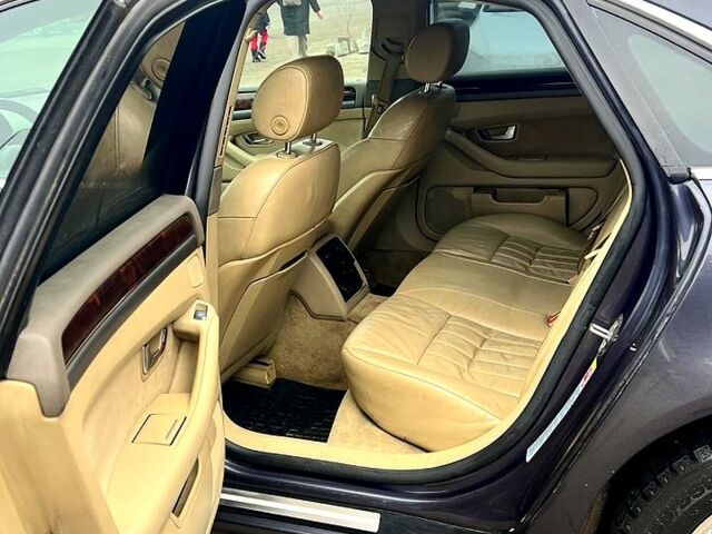 Ауді A8, об'ємом двигуна 30 л та пробігом 290 тис. км за 4180 $, фото 10 на Automoto.ua