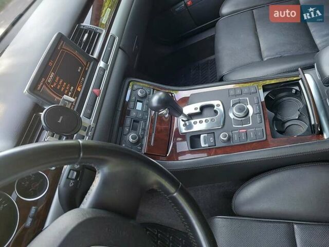 Ауди А8, объемом двигателя 4.16 л и пробегом 112 тыс. км за 14000 $, фото 4 на Automoto.ua