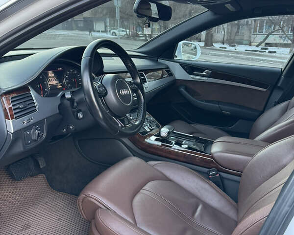 Ауди А8, объемом двигателя 4.2 л и пробегом 281 тыс. км за 16500 $, фото 15 на Automoto.ua