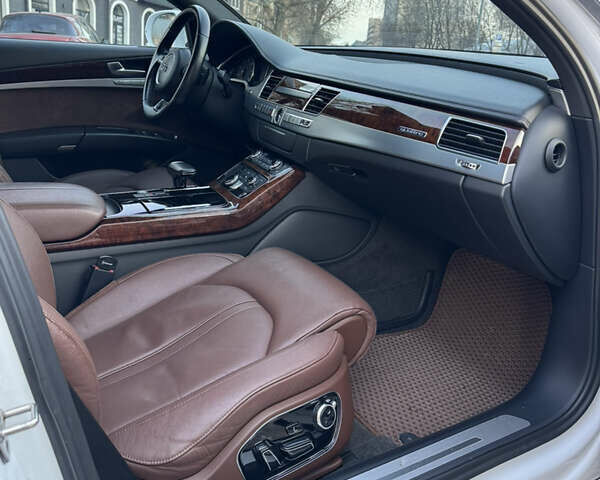 Ауди А8, объемом двигателя 4.2 л и пробегом 281 тыс. км за 16500 $, фото 18 на Automoto.ua