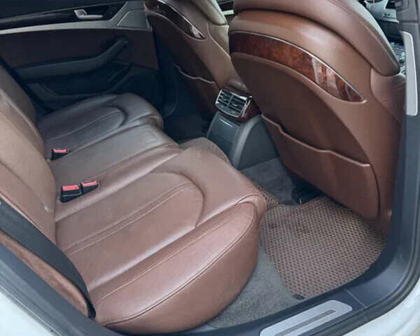 Ауди А8, объемом двигателя 4.2 л и пробегом 281 тыс. км за 14500 $, фото 5 на Automoto.ua