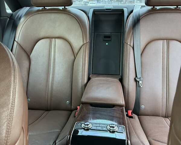 Ауди А8, объемом двигателя 4.2 л и пробегом 281 тыс. км за 16500 $, фото 22 на Automoto.ua