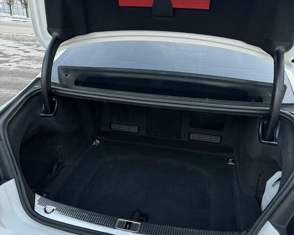Ауди А8, объемом двигателя 4.2 л и пробегом 281 тыс. км за 16500 $, фото 24 на Automoto.ua