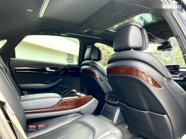 Ауді A8, об'ємом двигуна 3 л та пробігом 260 тис. км за 16700 $, фото 21 на Automoto.ua
