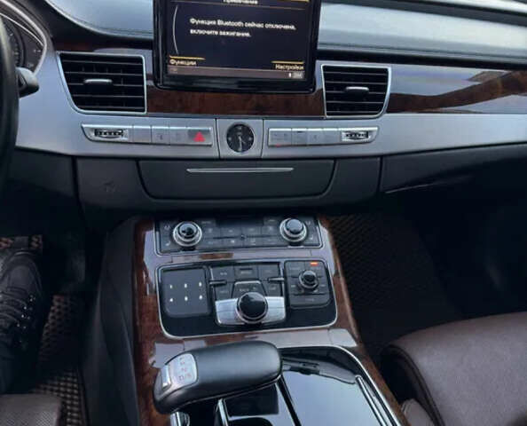 Ауди А8, объемом двигателя 4.2 л и пробегом 281 тыс. км за 14500 $, фото 6 на Automoto.ua