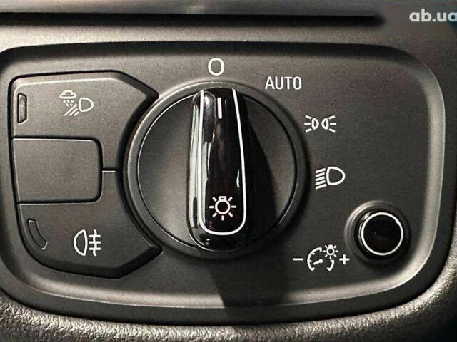 Ауді A8, об'ємом двигуна 3 л та пробігом 323 тис. км за 23900 $, фото 22 на Automoto.ua