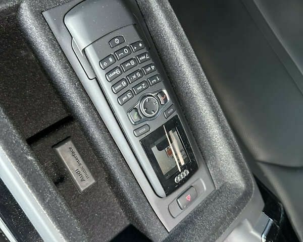Ауди А8, объемом двигателя 6.3 л и пробегом 110 тыс. км за 90000 $, фото 21 на Automoto.ua