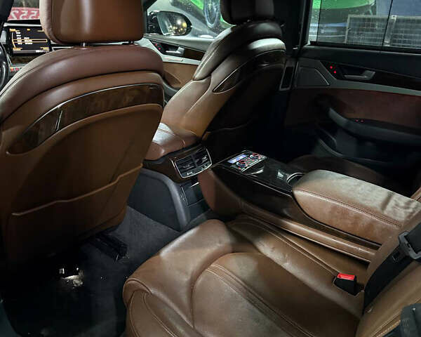 Ауди А8, объемом двигателя 3 л и пробегом 212 тыс. км за 16000 $, фото 10 на Automoto.ua