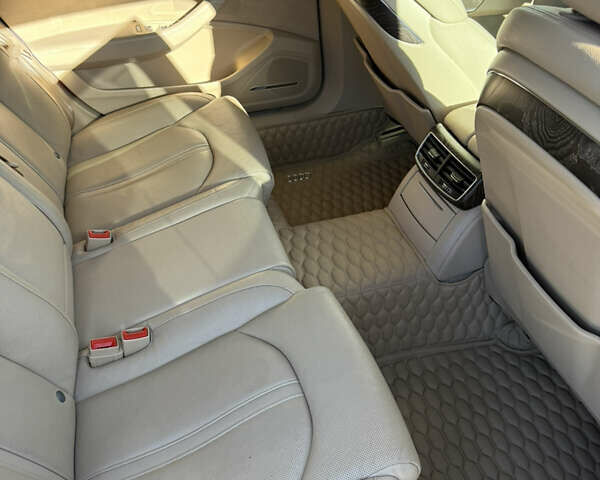 Ауді A8, об'ємом двигуна 3 л та пробігом 170 тис. км за 25000 $, фото 5 на Automoto.ua