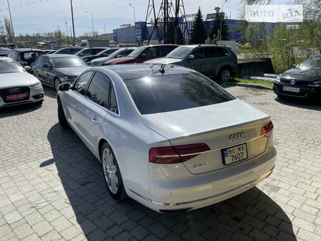 Ауді A8, об'ємом двигуна 3 л та пробігом 175 тис. км за 29999 $, фото 4 на Automoto.ua